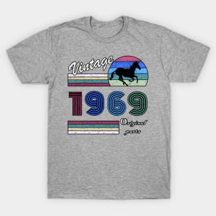 51 Years Old - Made in 1969 - 51th Birthday Men Women T-Shirt